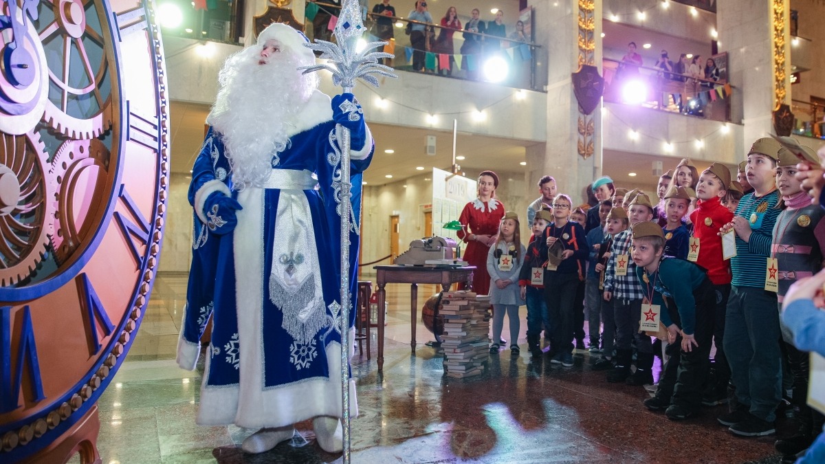 Гости Музея Победы смогут поздравить Деда Мороза с днем рождения