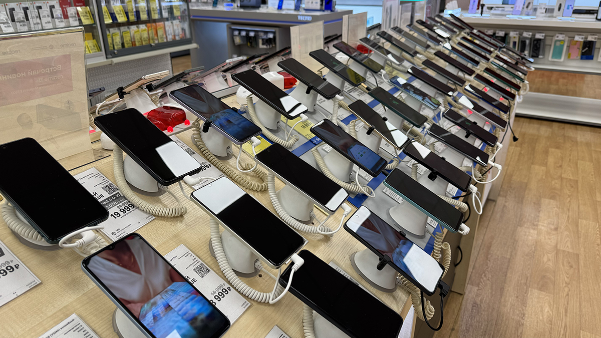 Роскачество предупредило о схемах обмана в салонах сотовой связи