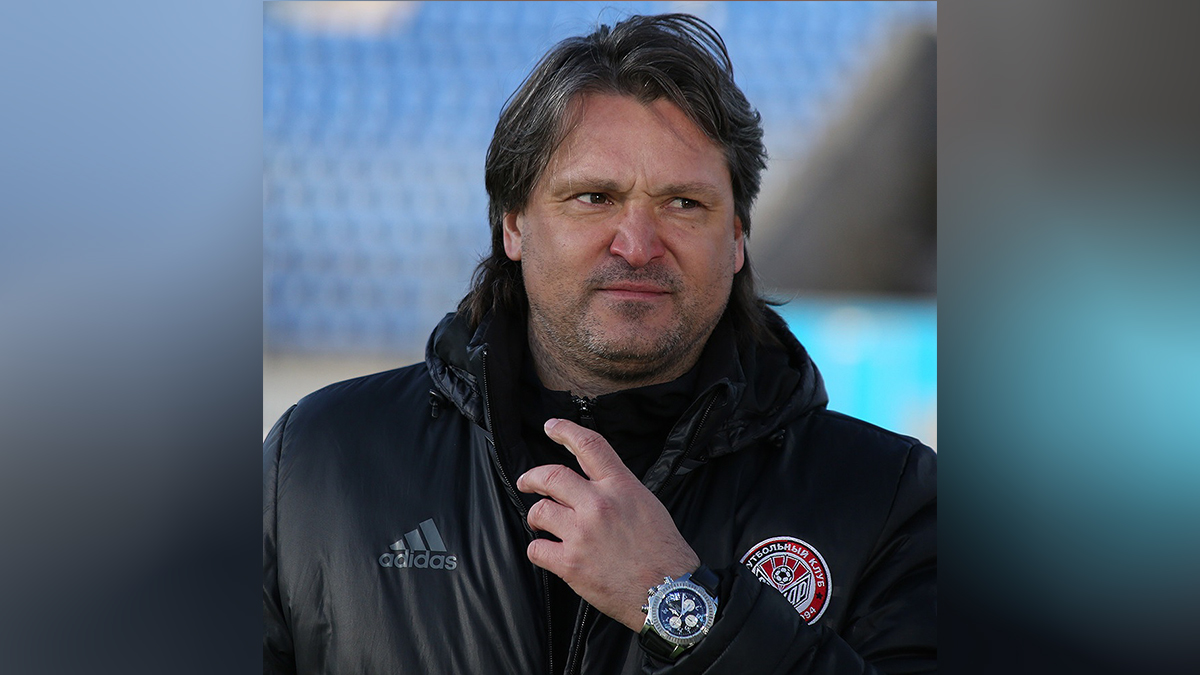 «Ничего не вижу»: Евсеев рассказал о проблемах со зрением после нападения