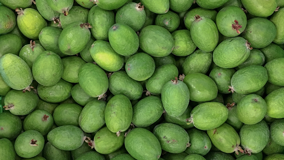 Кому крайне опасно есть фейхоа