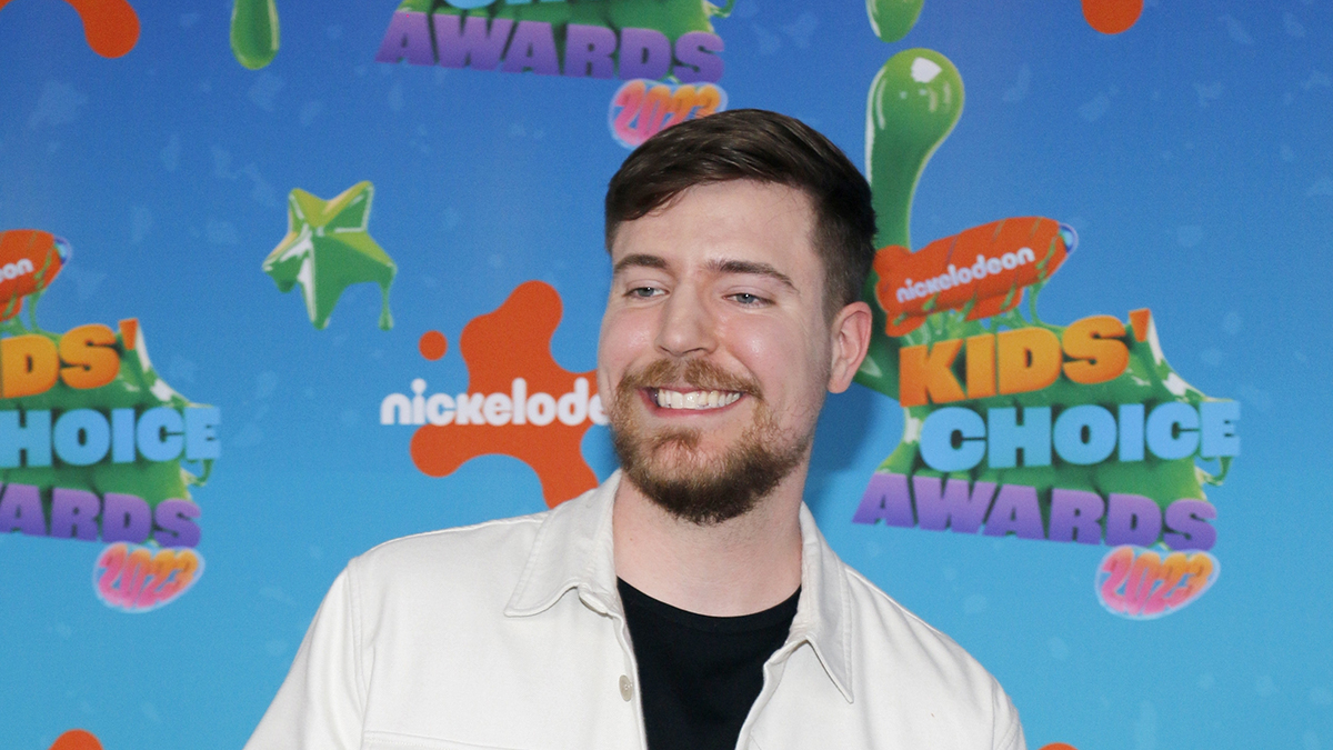 67496fb182682c69b5ec6349 Самого популярного в мире блогера MrBeast назвали психопатом после жестокого видео