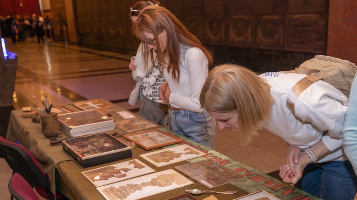 Москвичей пригласили на выставку ко Дню Неизвестного солдата в Музее Победы