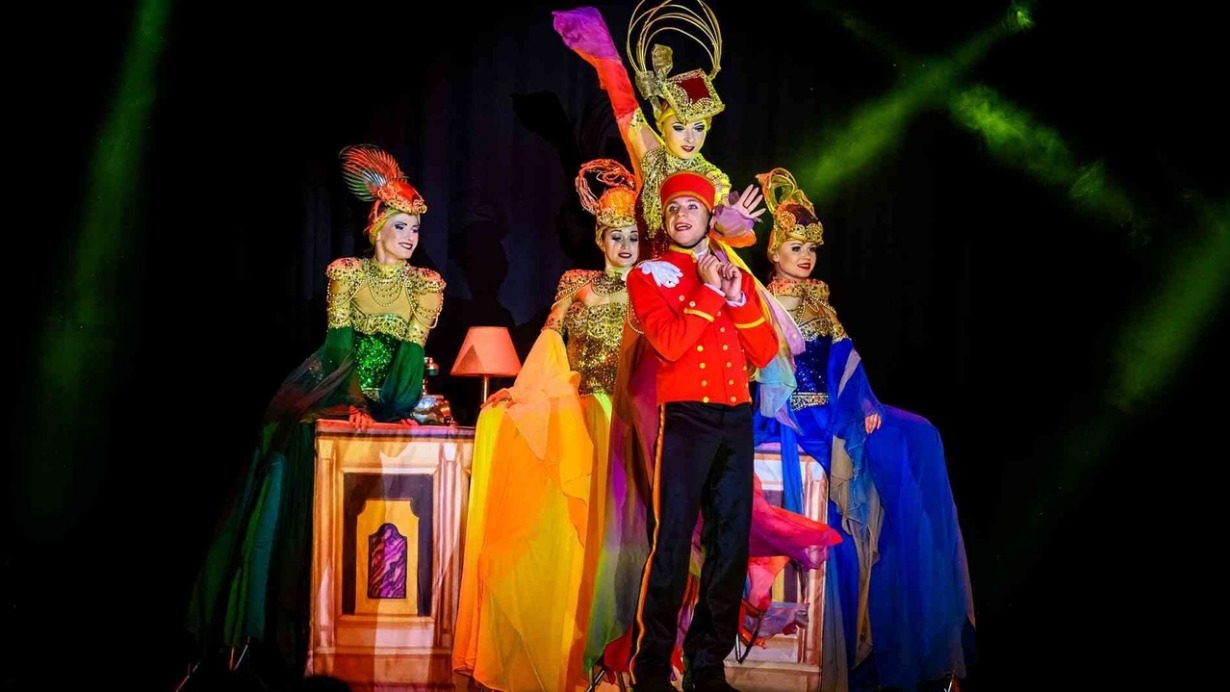 На манеже и в жизни: выпускник центра для детей-сирот стал артистом цирка на Цветном бульваре