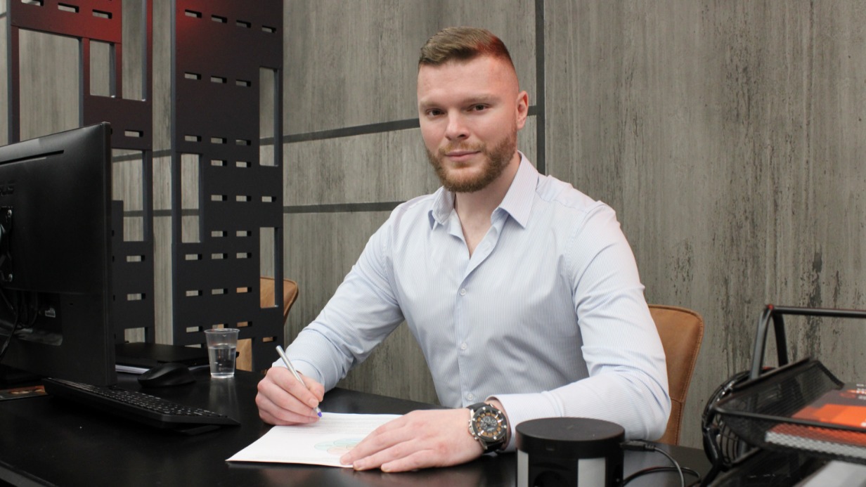 Карьерный эксперт Святослав Семеренко в центре «Профессии будущего»