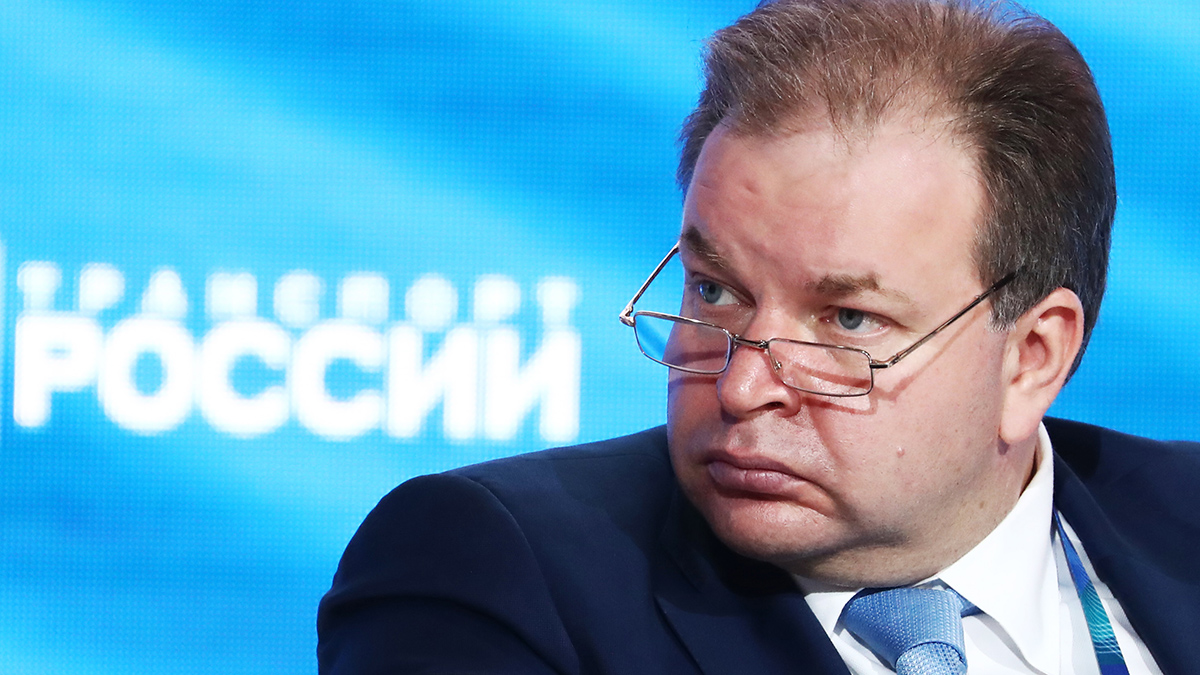 Экс-замминистра Семенова арестовали из-за ВНЖ: что грозит по делу о хищении 240 миллионов