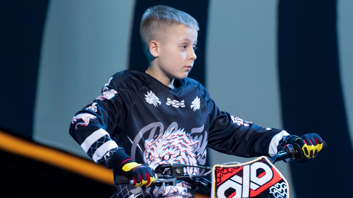 В 7 лет Никита впервые оседлал железного коня