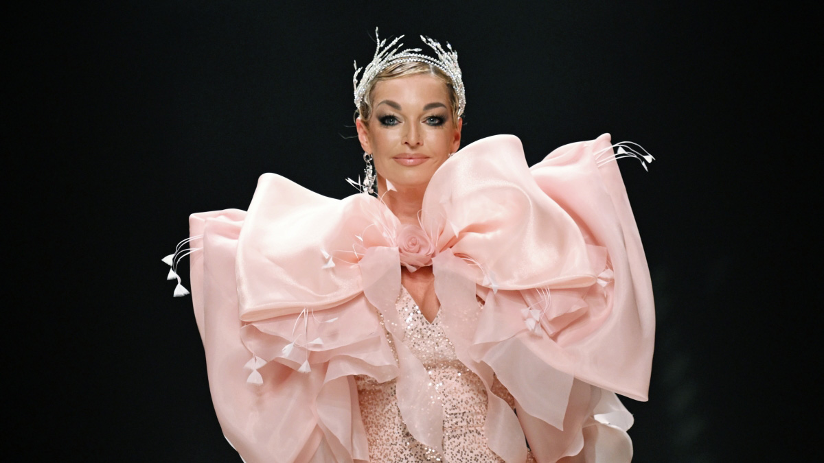 «Приедет дочь с парнем»: Волочкова рассказала, как планирует отметить Новый год