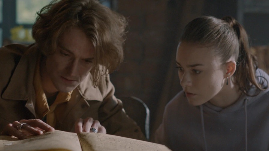 У времени в плену: каким получился фильм «Черный замок» по роману Короткевича