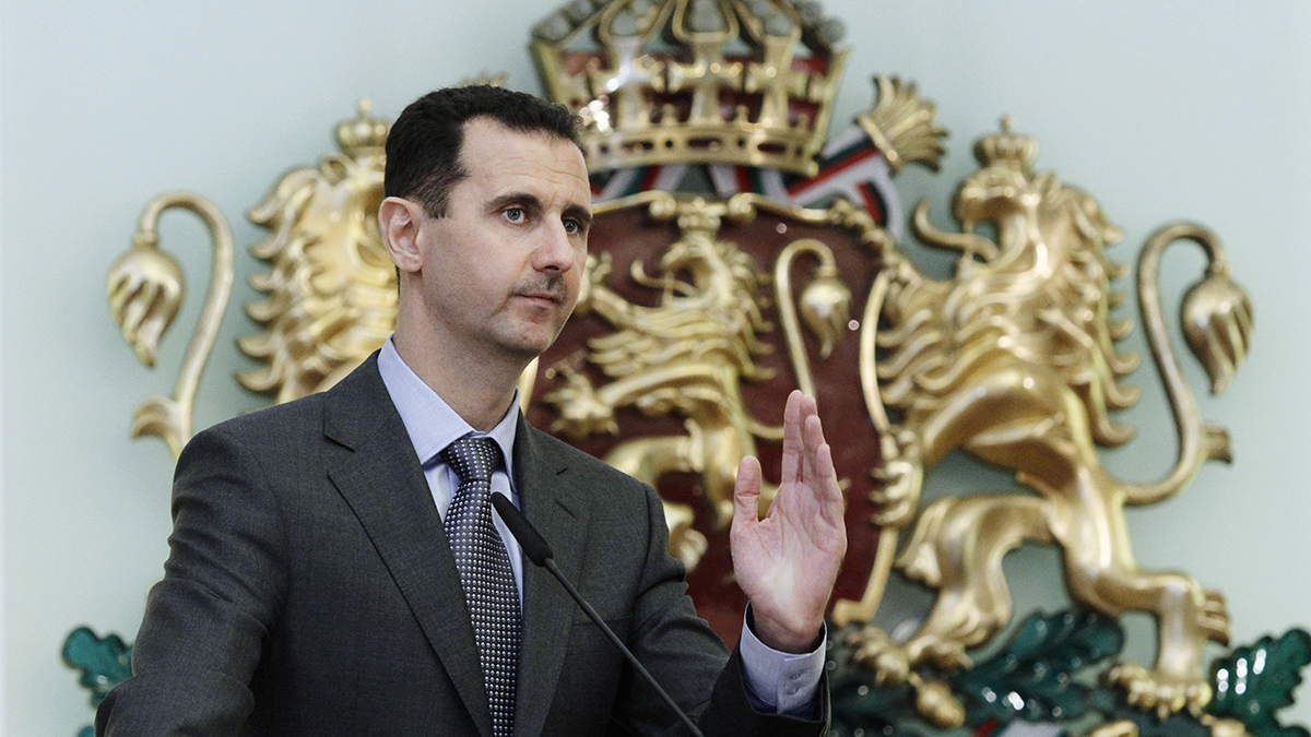 Baza: Асад покинул Сирию после встречи с чиновником из России