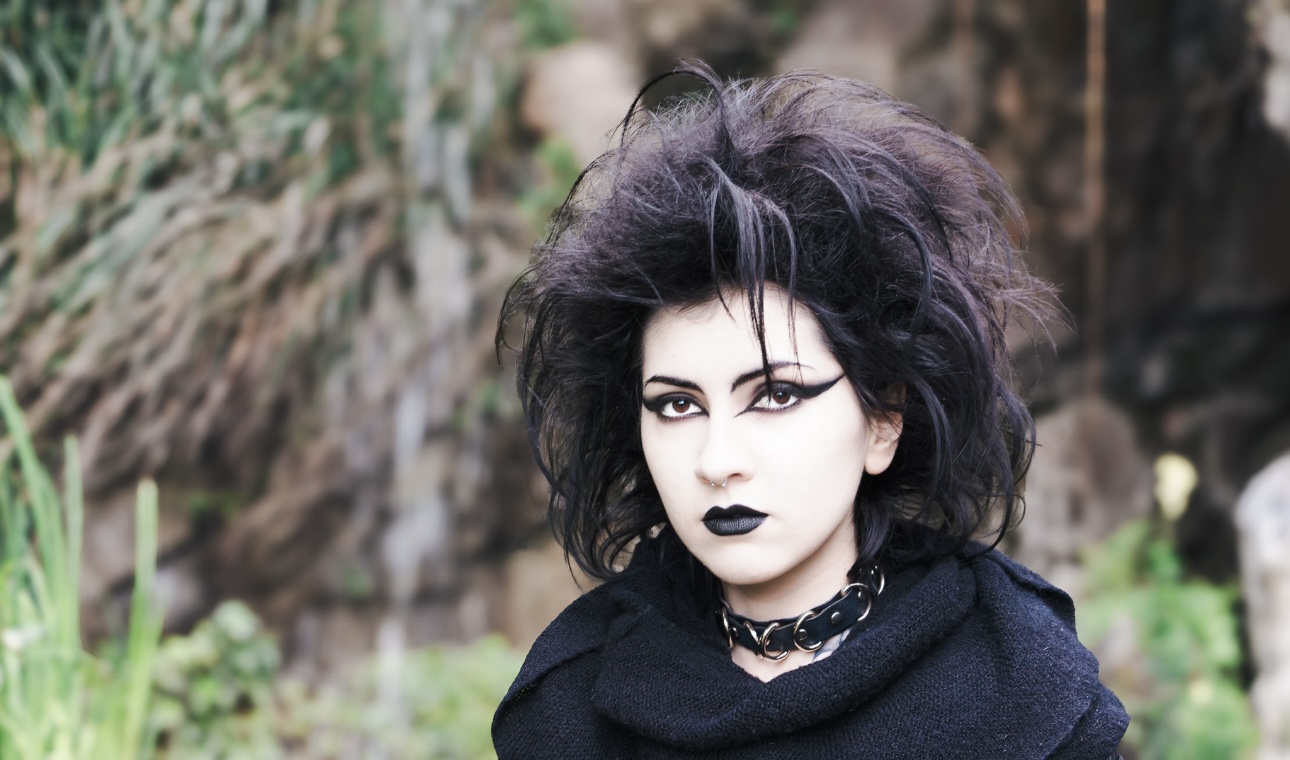 Розовые носки и армейские ботинки: кто такие «альтушки» и когда уместно это слово