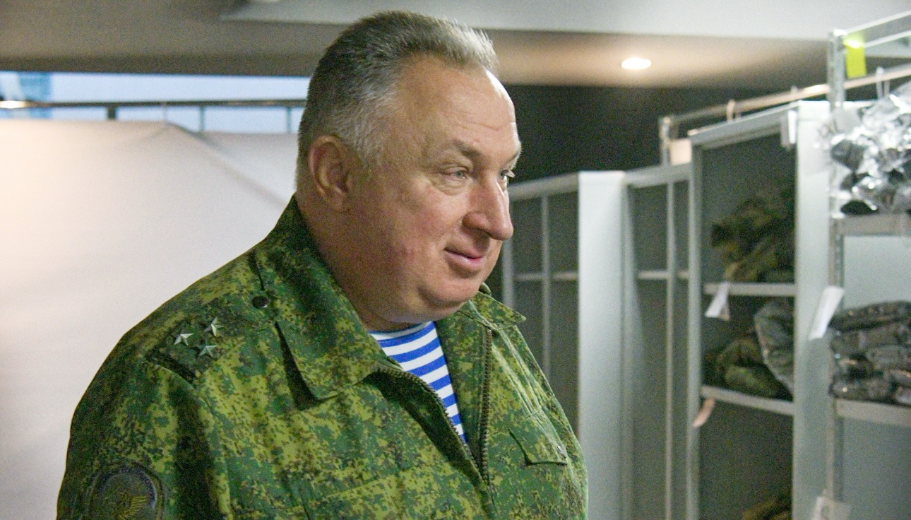 СМИ: Обвиняемый во взятке экс-военком Тригилев ушел на СВО