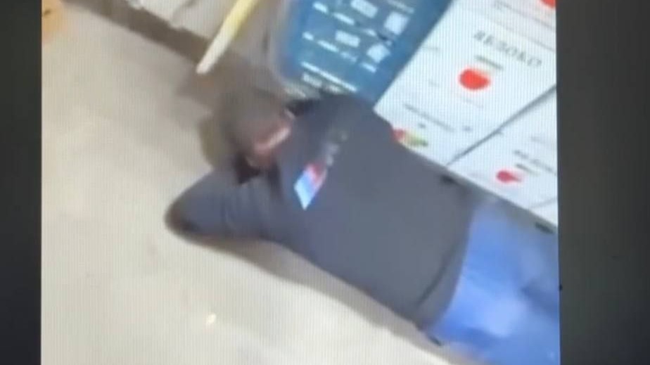 Мигрантов избили в Туве из-за фейка о зараженной ВИЧ девочке: что известно