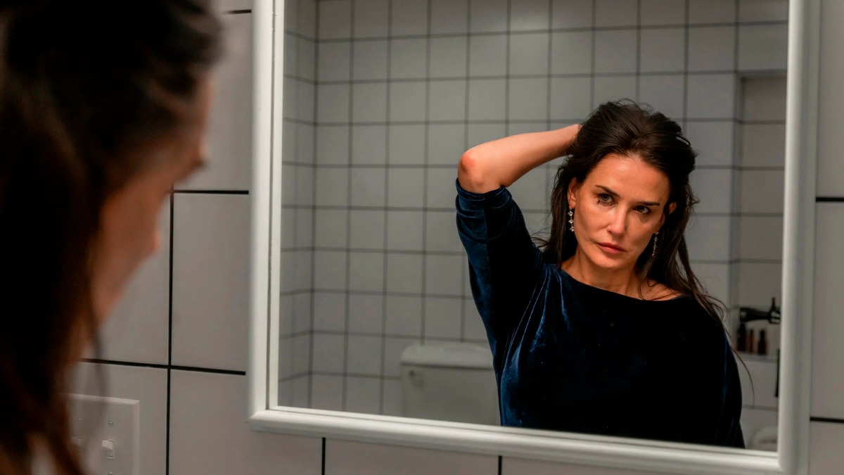 Косметологи объяснили, что старит лицо и ухудшает внешний вид кожи