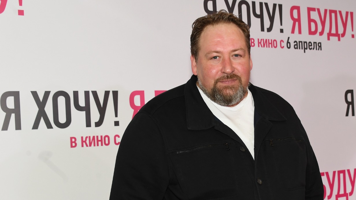 Тают на глазах: кто из артистов удивлял зрителей своим похудением