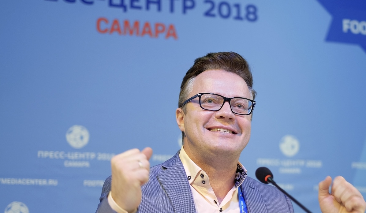 Музыкант Сергей Войтенко встретился с контрактниками в Едином пункте отбора на военную службу в Москве