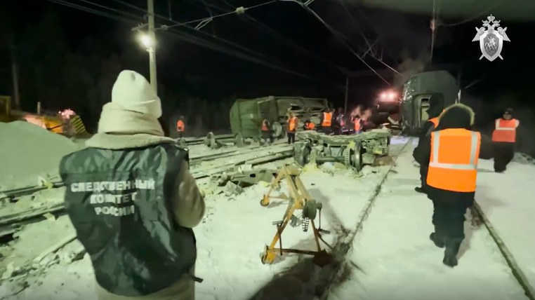 Два поезда столкнулись в Мурманской области: сколько пострадавших, причина аварии и компенсации