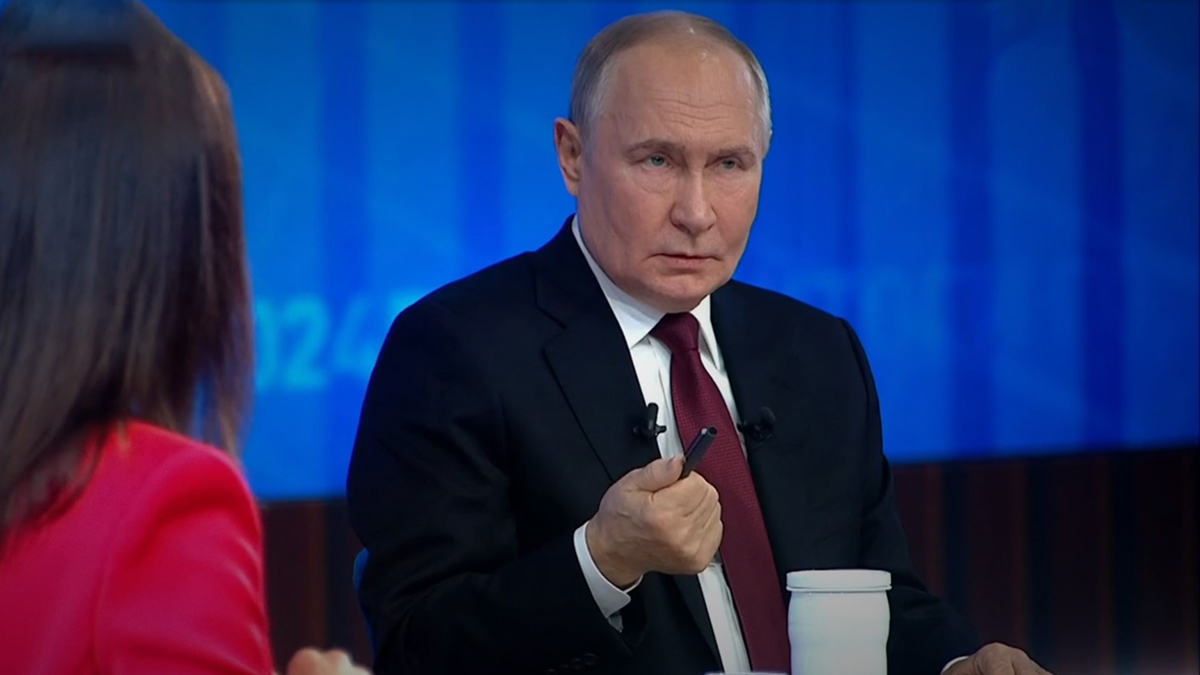 Путин предложил Западу провести «технологическую дуэль» между ПВО и «Орешником»