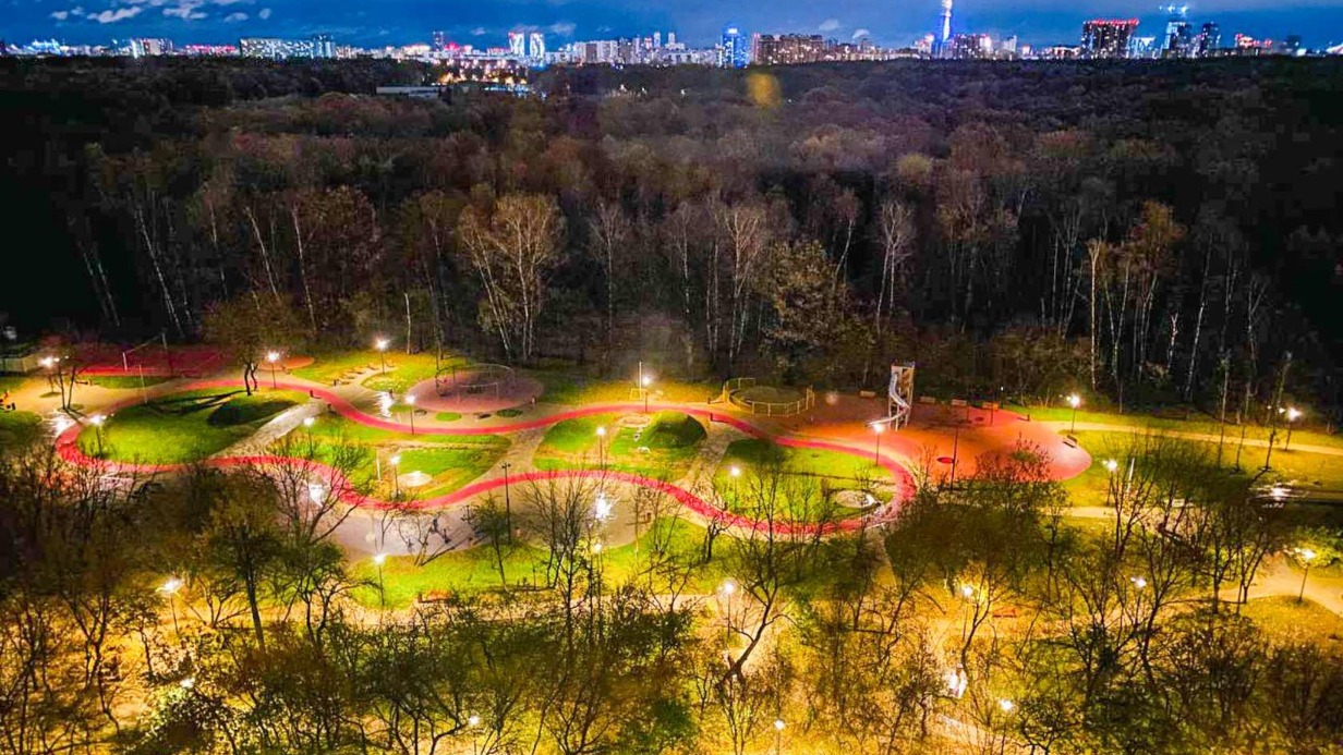 Собянин рассказал, какие общественные пространства благоустроили в САО