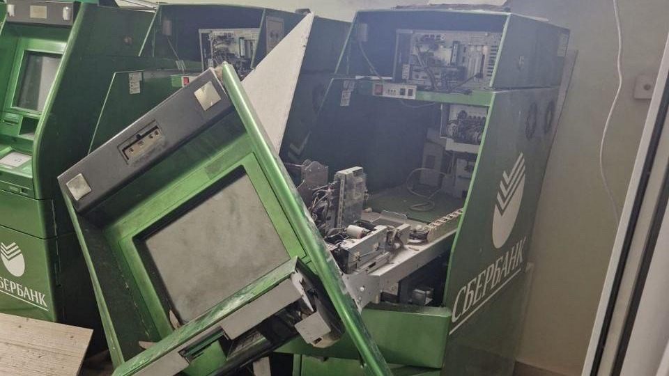 Появились кадры последствий взрыва в Петербурге