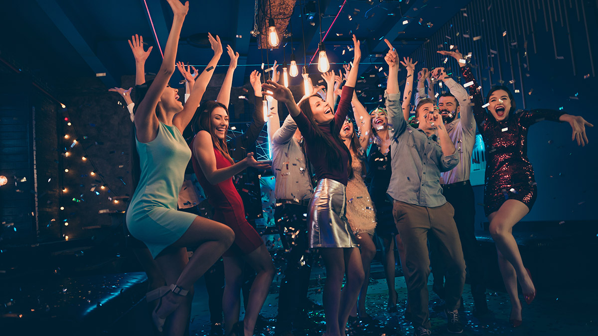 Чтобы не было стыдно: шесть золотых правил поведения на новогоднем корпоративе