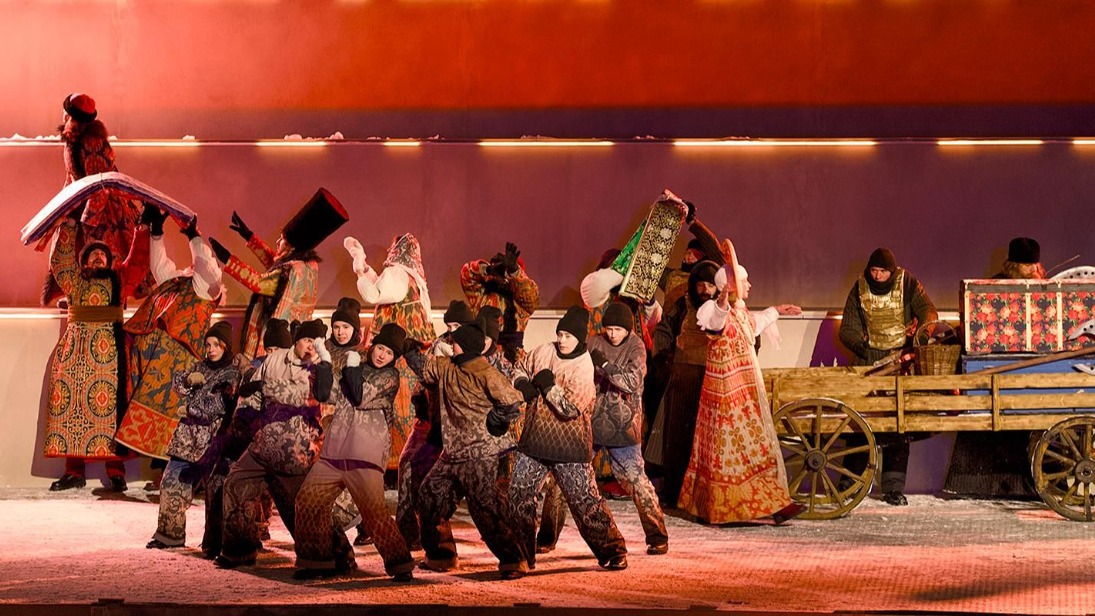 Спектакль «Соборная площадь» в кинопарке «Москино» прошел с аншлагом