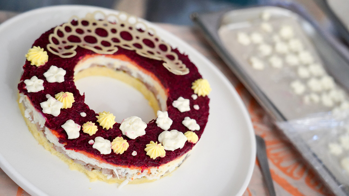 Сколько хранятся готовые салаты