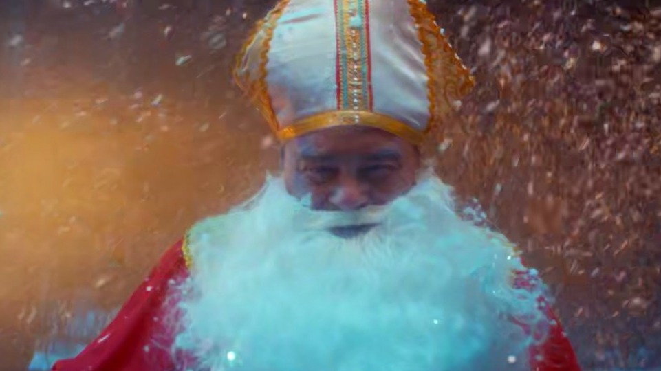 RT опубликовал ролик работы ТЦК на Украине в новогоднем образе «святого Миколая»