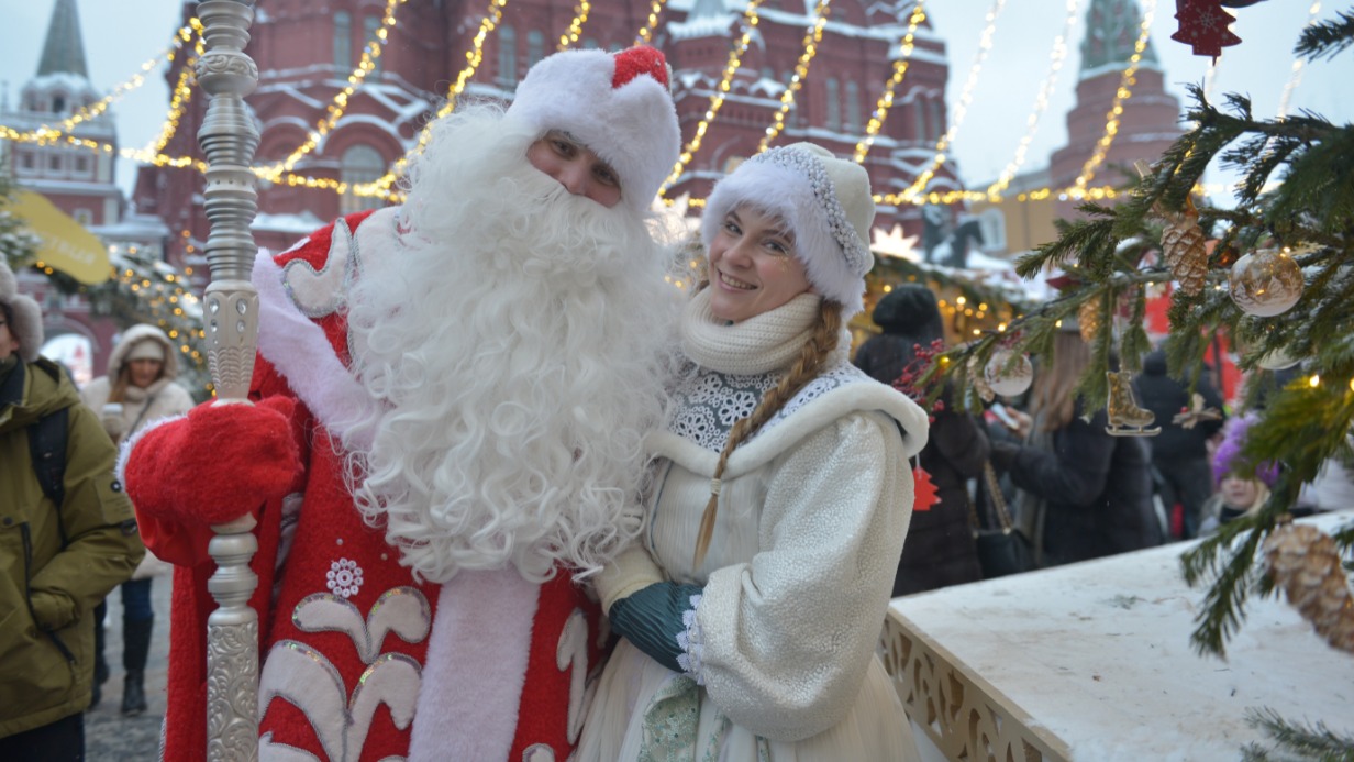 Куда сходить в Москве на новогодних праздниках: фестивали, спектакли, встреча с Дедом Морозом