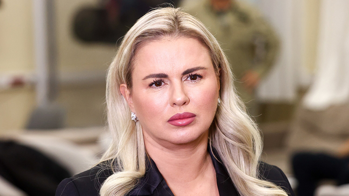 Путин наградил Анну Семенович медалью «За труды в культуре и искусстве»