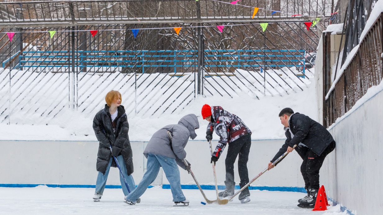 Каникулы с пользой: как юные москвичи могут провести время в новогодние праздники