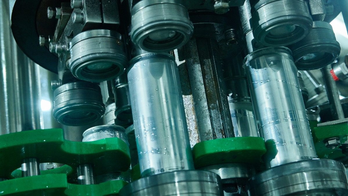 Московские производители напитков увеличили объемы выпуска продукции