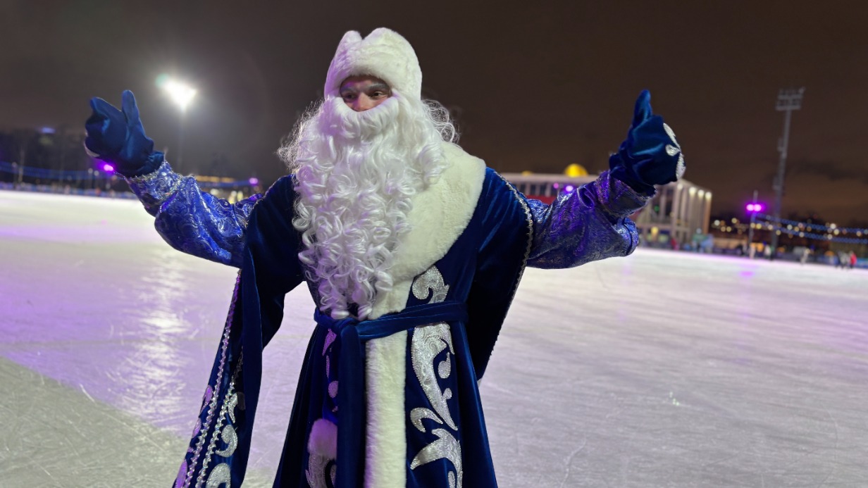 Существует ли Санта Клаус, про ледяной сундук и уход за бородой: Дед Мороз ответил на вопросы детей