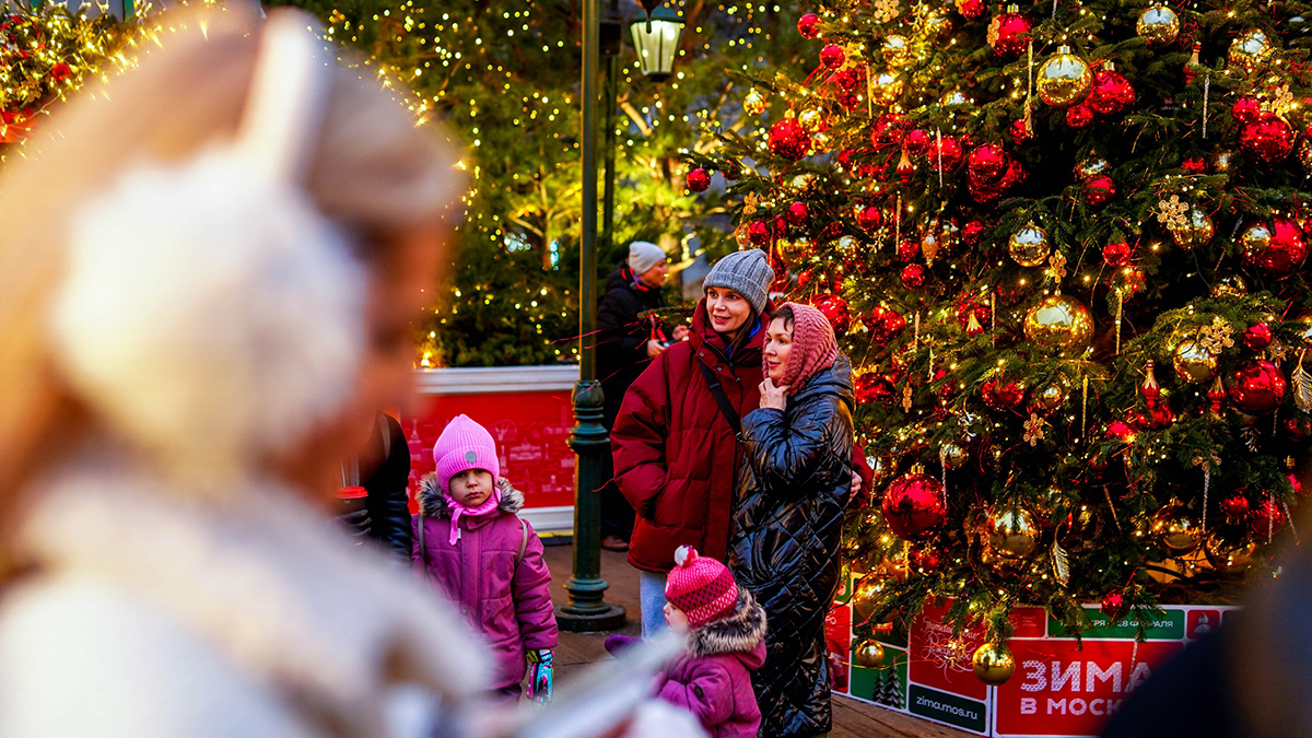 Фермер из Саратовской области оценил удобство московских круглогодичных ярмарок выходного дня