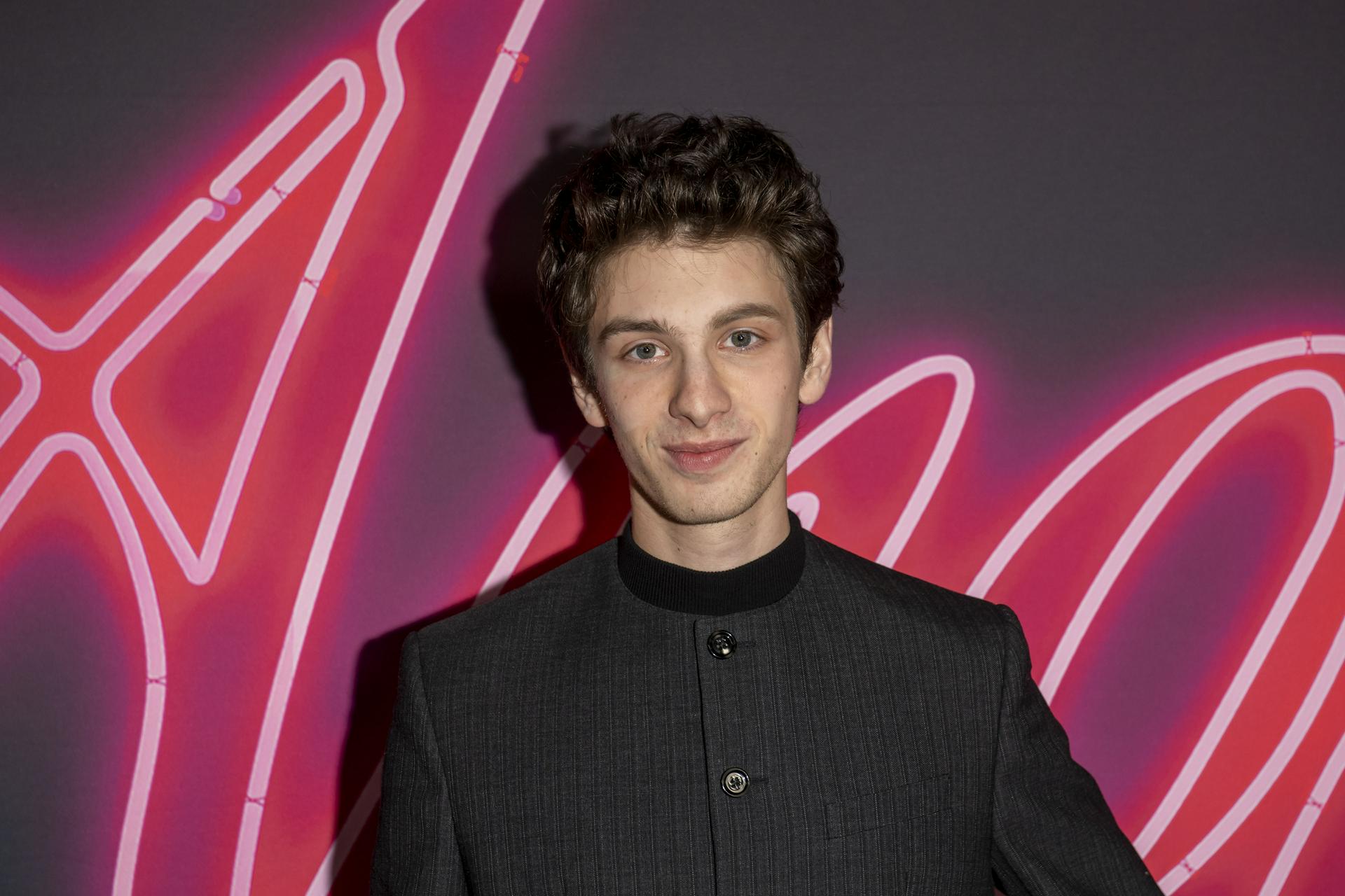 Марк Эйдельштейн сыграет главную роль во втором сезоне «Мистера и миссис Смит» 