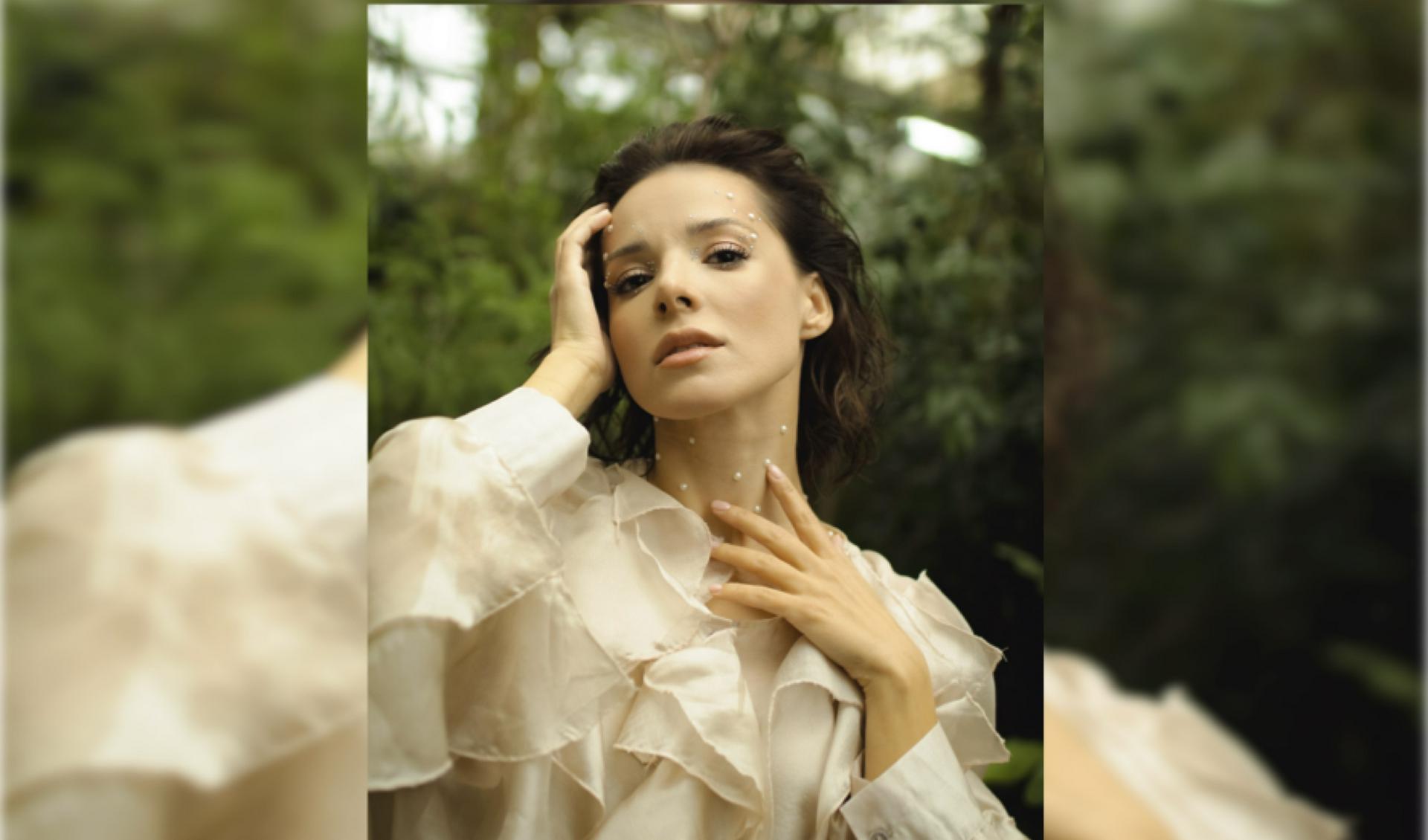 Анна Глаубэ планирует отмечать Новый год дома, с семьей — супругом и сыном