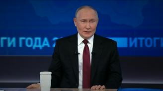 «Слово из трех букв»: Путин рассказал анекдот во время прямой линии