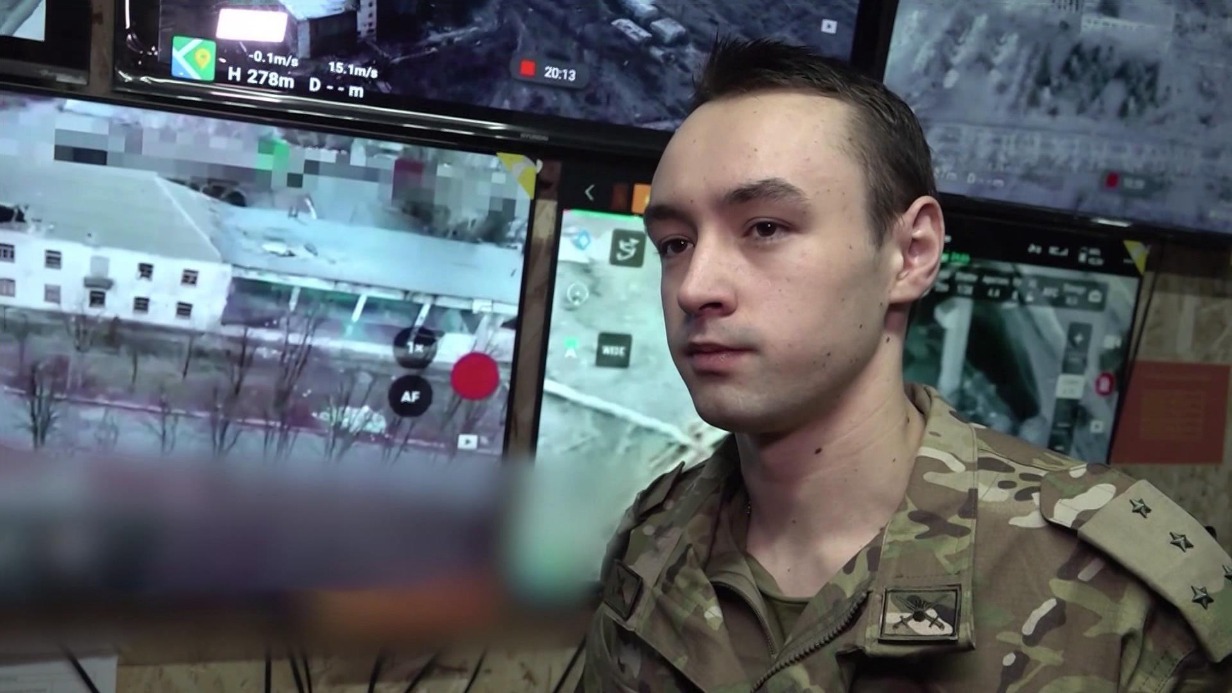 Командир роты Южной группировки войск с позывным «Гуря» при штурме города Курахова, расположенного на Донбассе