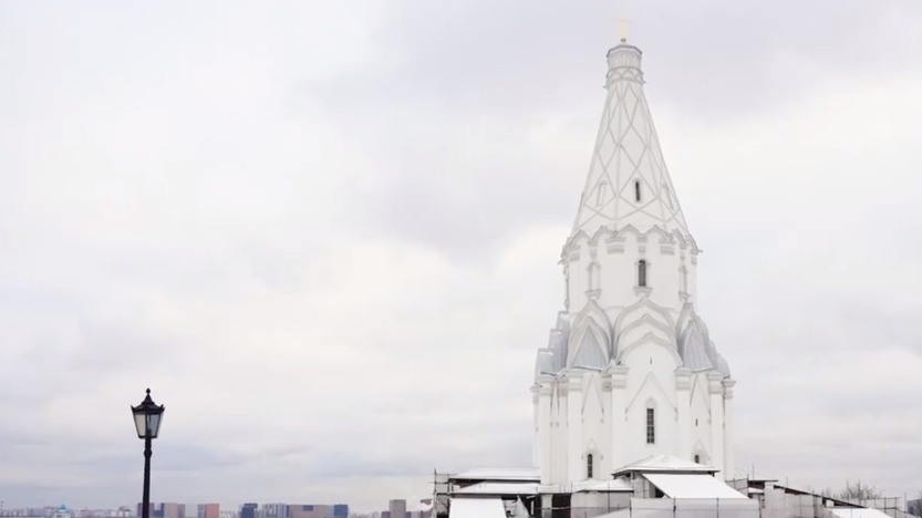 Собянин: Реставрация фасадов уникальной церкви в «Коломенском» завершена 