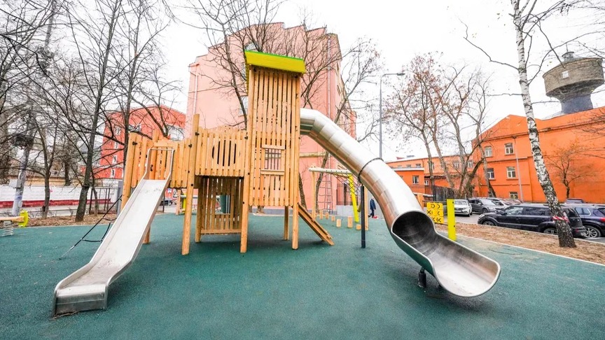 Выполнены работы первого этапа благоустройства возле станции МЦД-4 Серп и Молот