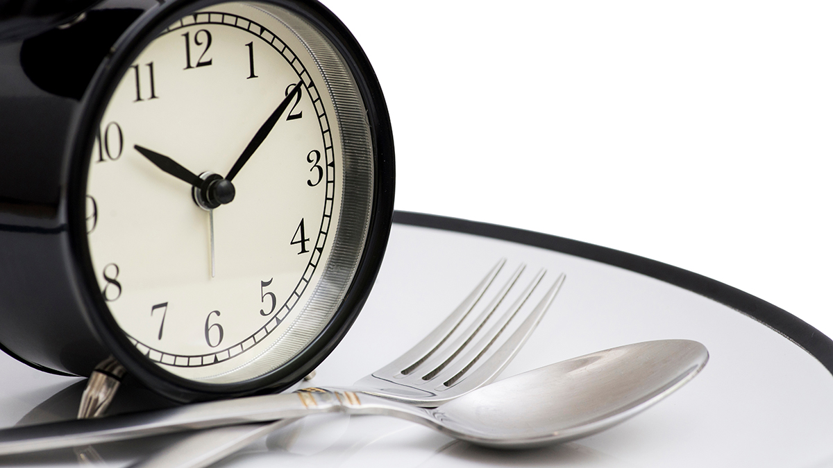 Лечебное голодание: что это такое, польза, вред, последствия и мифы