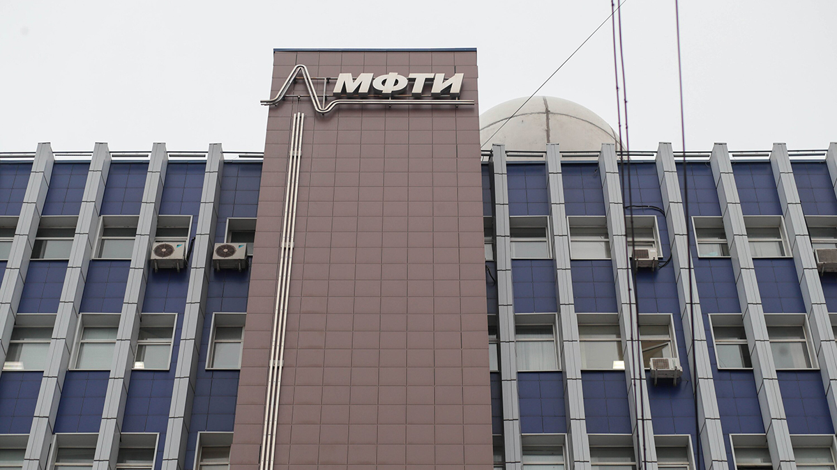 Попавшего в МФТИ с самым низким баллом в истории сына бойца СВО вновь отчислили