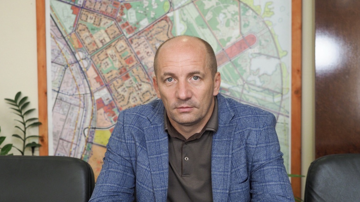 Сеновоз покидает пост главы города-спутника ЗАЭС Энергодар