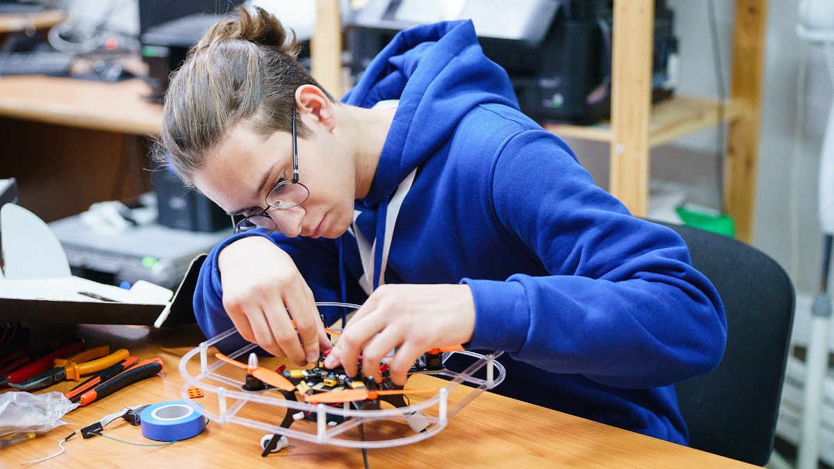 МНПЗ приглашает старшеклассников на турнир «Умножая таланты»