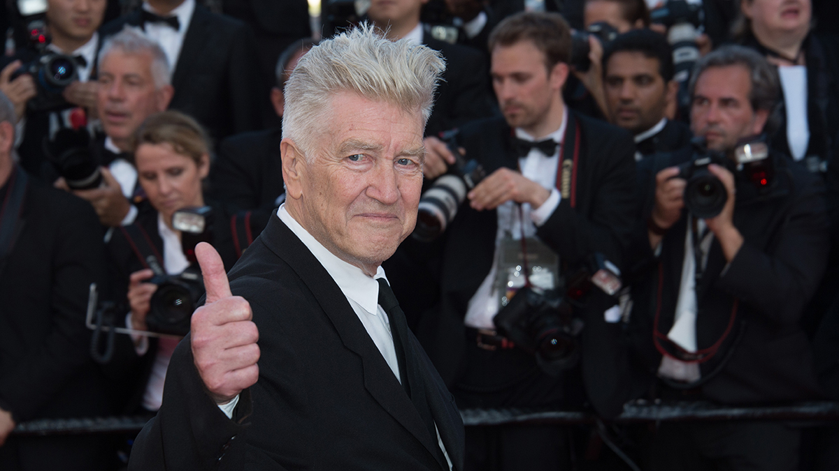 Директор благотворительного фонда Линча пообщался с поклонниками режиссера в Петербурге