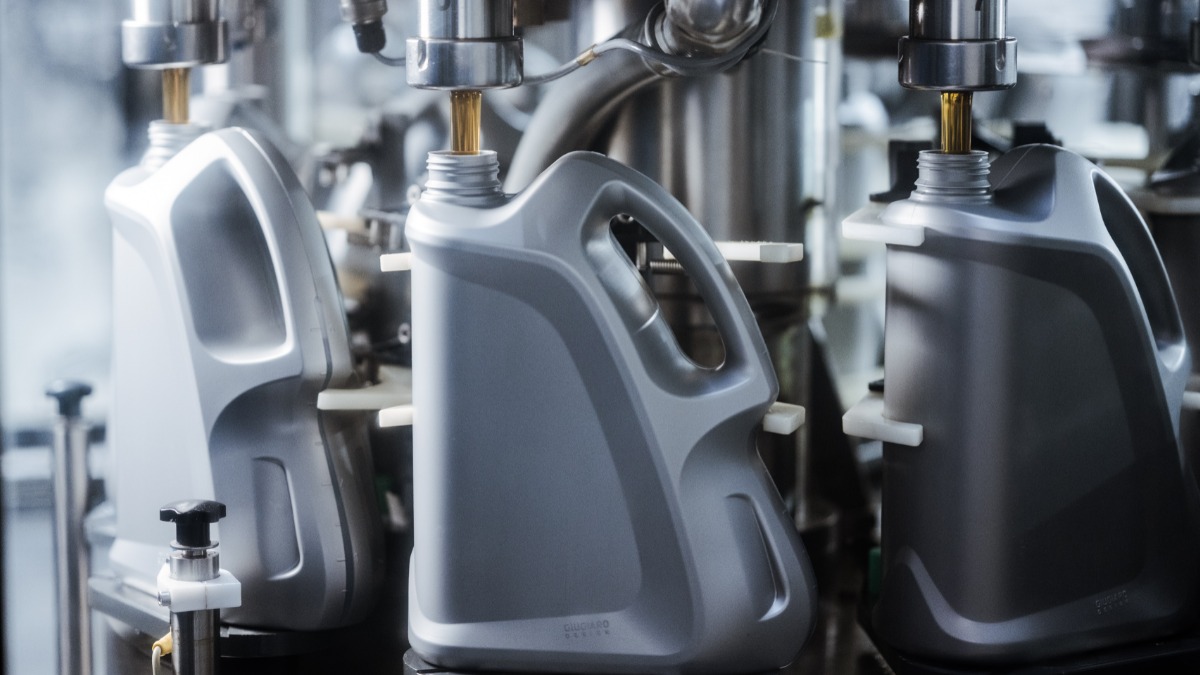 Генеральный директор «Газпромнефть-СМ» рассказал о моторных маслах нового поколения