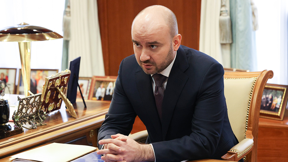 Федорищев пообещал стать вежливым на 10 дней после увольнения чиновника с матом