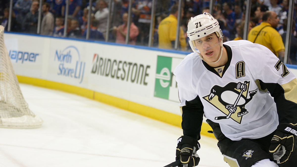 Звезда НХЛ Малкин получил 140 штрафов на BMW в России