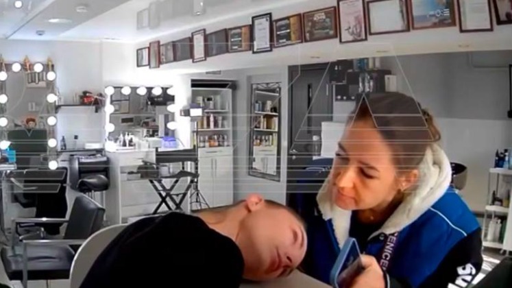 Замглавы района на Кубани, избившая любовницу мужа, вернулась на работу