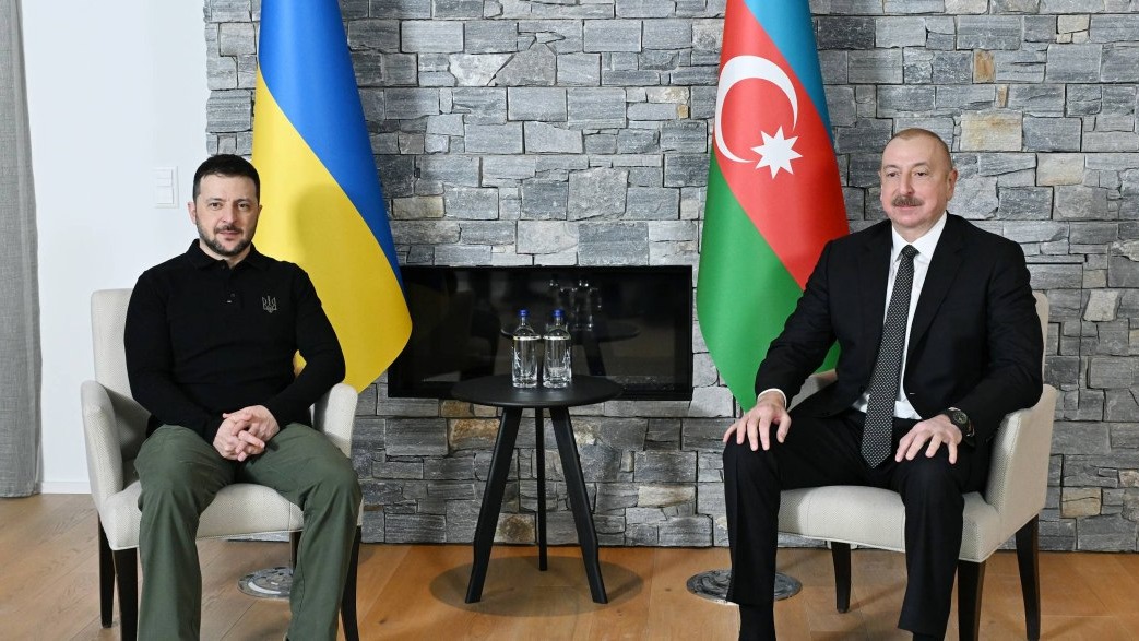 Алиев и Зеленский провели встречу в Давосе 