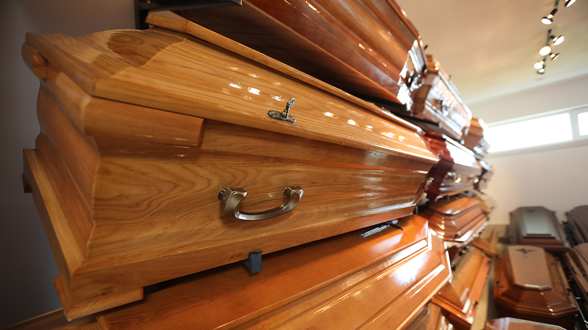 Миллиардер-христианин Стерлигов посоветовал россиянам покупать гробы